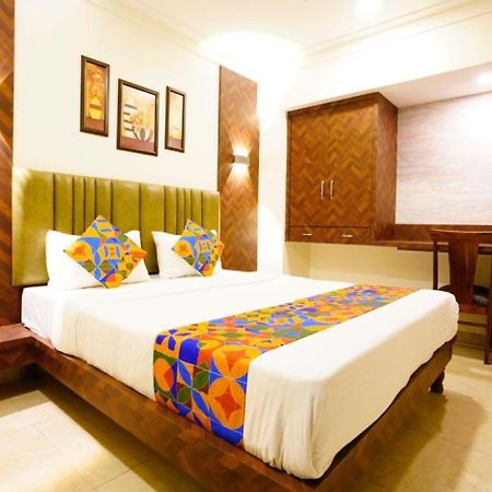 ת'יין Hotel Diamora Residency מראה חיצוני תמונה