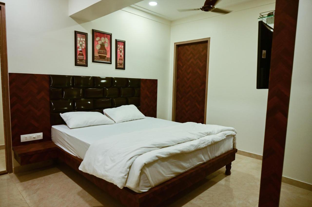 ת'יין Hotel Diamora Residency מראה חיצוני תמונה