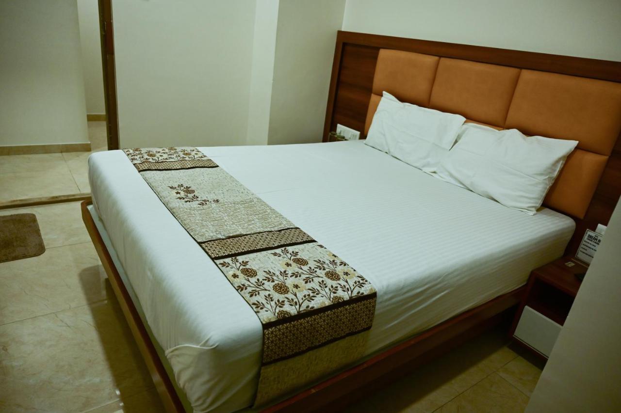 ת'יין Hotel Diamora Residency מראה חיצוני תמונה