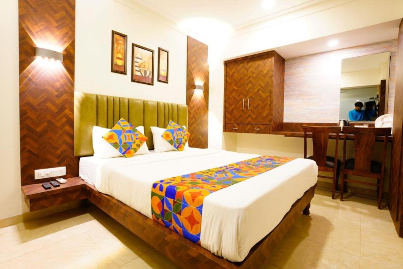 ת'יין Hotel Diamora Residency מראה חיצוני תמונה
