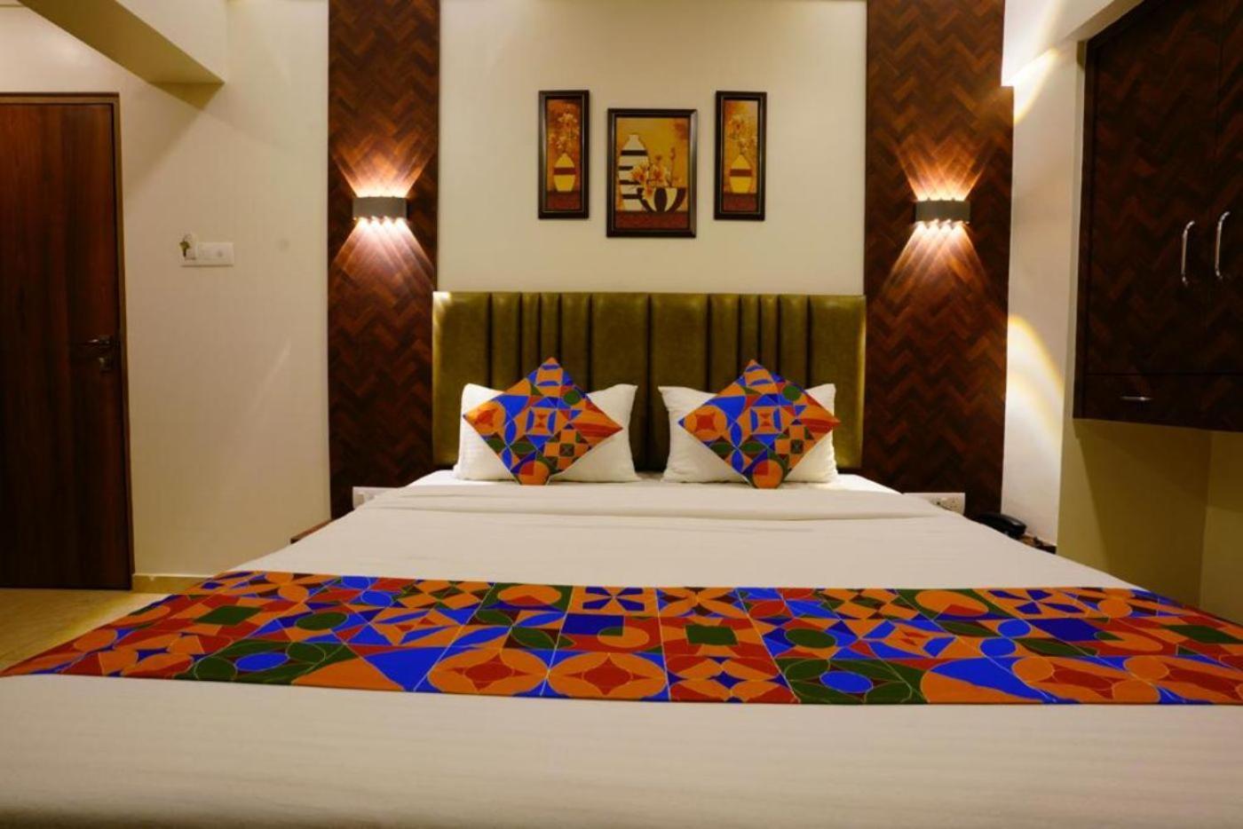 ת'יין Hotel Diamora Residency מראה חיצוני תמונה